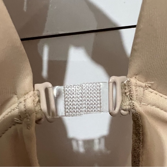 Low back, low front body suit - Picture 7 of 8